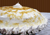 Bolo de limão confeitado (festa)